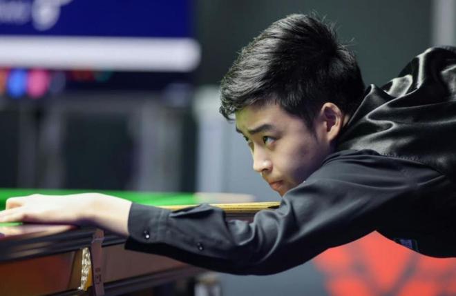 他的不懈努 他的不懈努